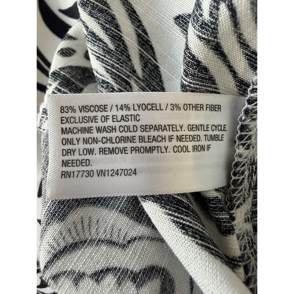 Knox Rose Black & White Floral Midi Dress Knot Keyhole Front and Smocked Back XS - Picture 10 of 10